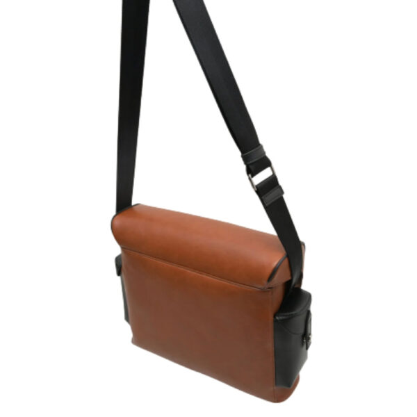 Baggler Multi Compartment Leather Messenger Bag - Image 3